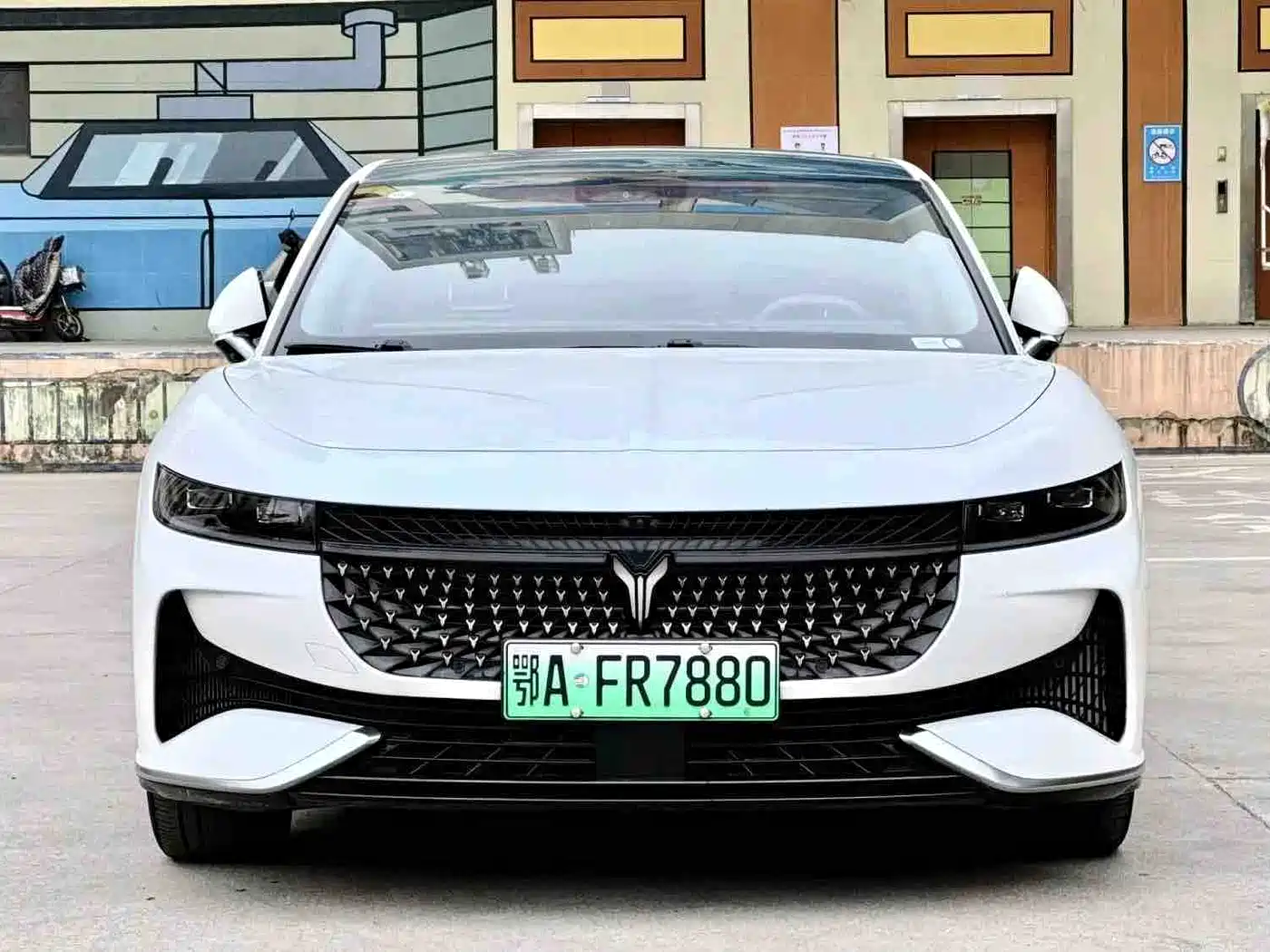 Voyah Auto VOYAH Zhuiguang 2024 PHEV AWD Ultra-long Range Executive Edition фото 2