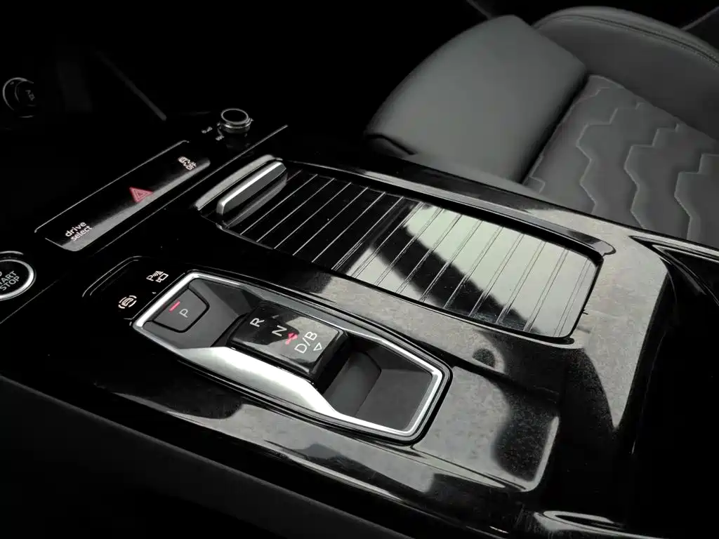 Audi Q6L e-tron 2025 2025 Model Pioneer Edition