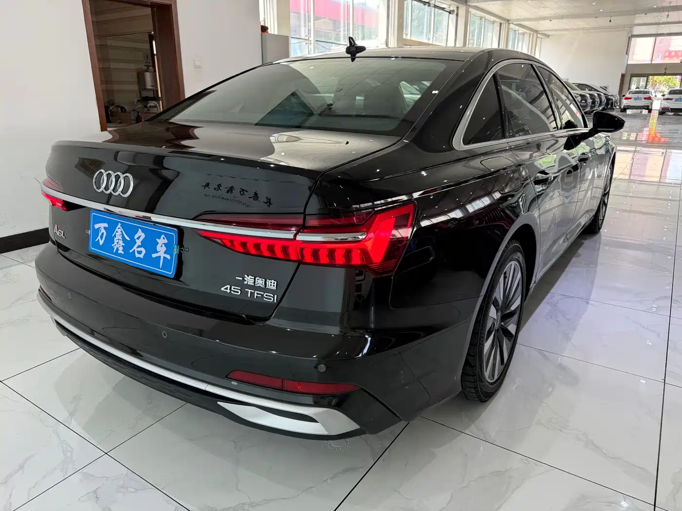 Audi A6L 2021 40 TFSI Luxury Elegance фото 18