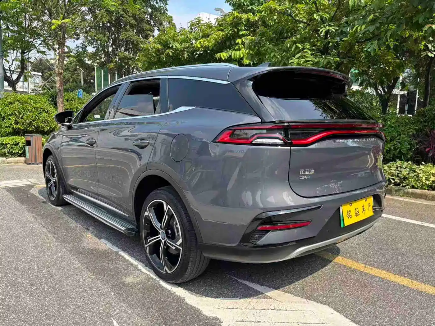BYD Tang New Energy 2021 DM-i 112KM Honor фото 5