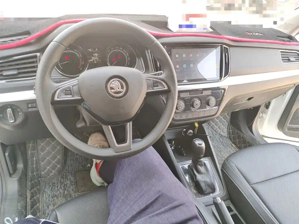 Škoda Kamiq 2023 Facelift 1.5L Auto Comfort Edition фото 6