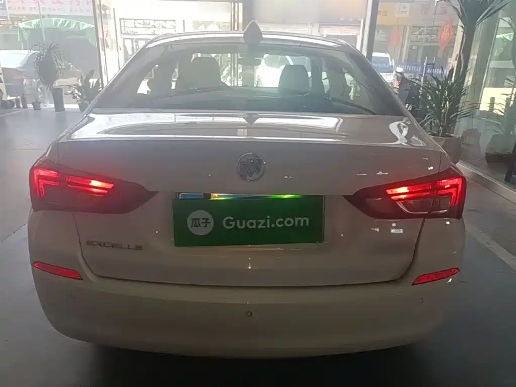 Buick Excelle 2018 15N CVT Elite фото 6