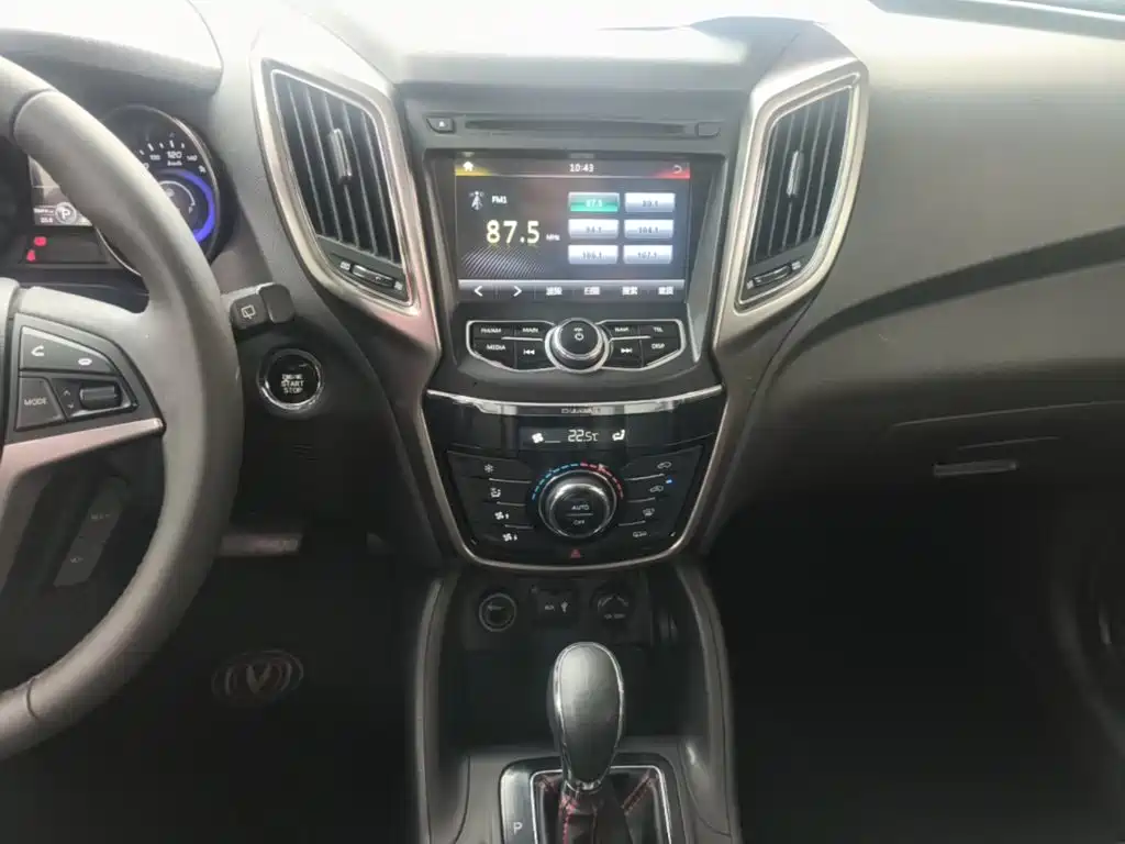 Changan CS75 2015 2014 1.8T Automatic Elite (China IV)