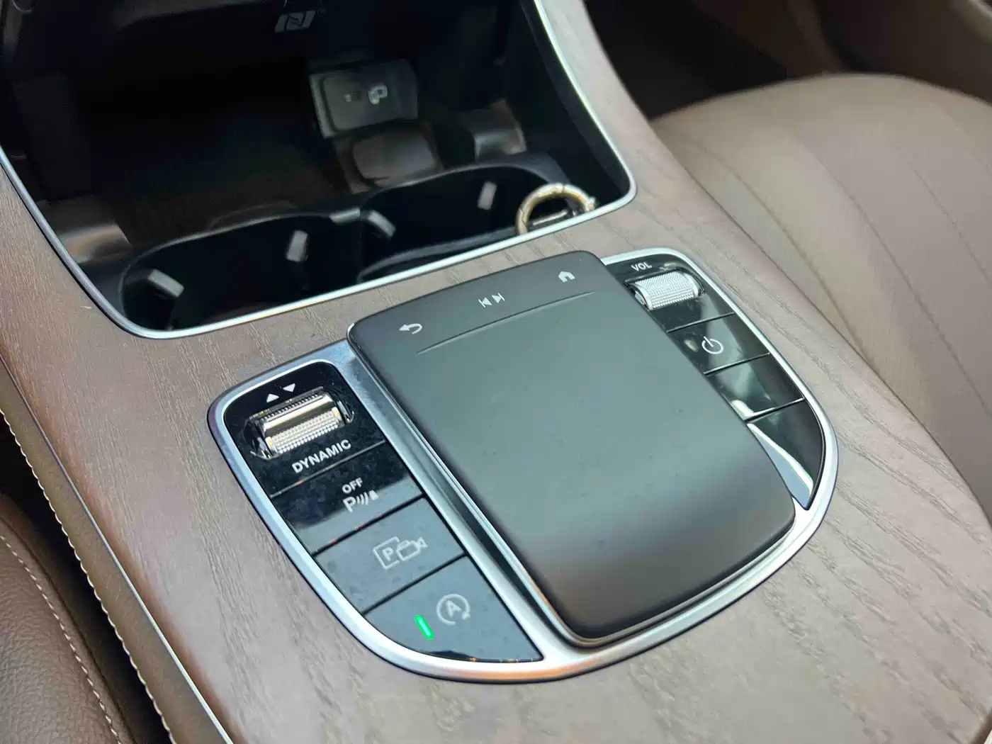 Mercedes-Benz E-Class 2023 E 300 L Luxury фото 12