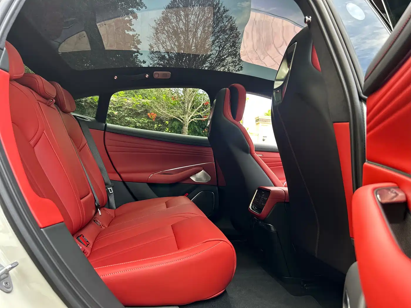 Xiaomi Auto Xiaomi SU7 2026 Rear-Wheel Drive Edition фото 6