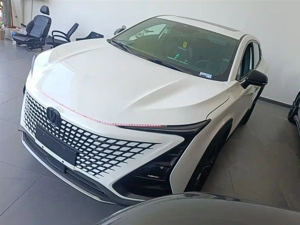 CHANGAN UNI-T