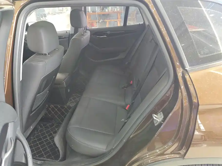 BMW X1 2015 Model sDrive18i Leading Advanced Edition фото 11