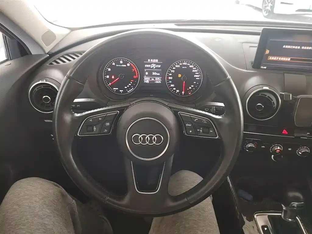 Audi A3 2018 30th Anniversary Sportback 35 TFSI Progressive фото 11