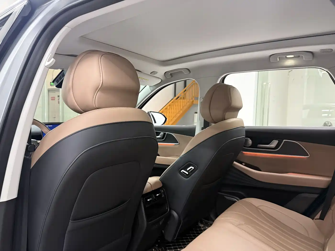 Chery Tiggo 8L 2025 2024 Model 2.0T 2WD Luxury 5-Seater