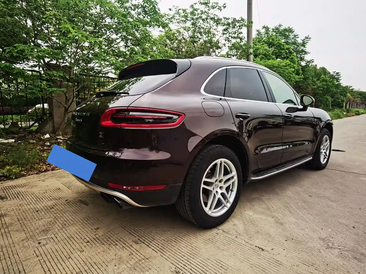 Porsche Macan 2017 Macan 2.0T фото 17