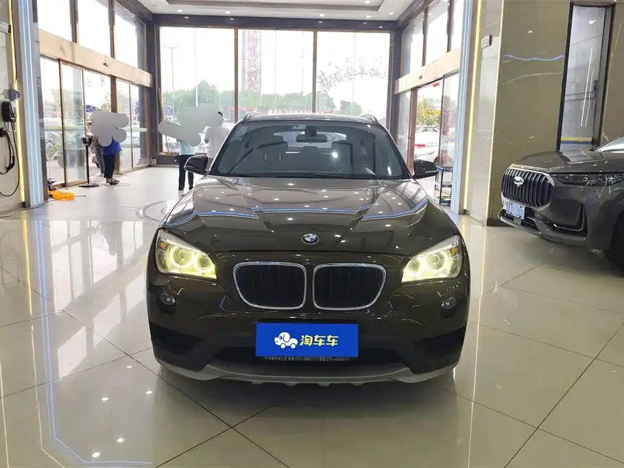 BMW X1 2015 Model sDrive18i Leading Advanced Edition фото 2