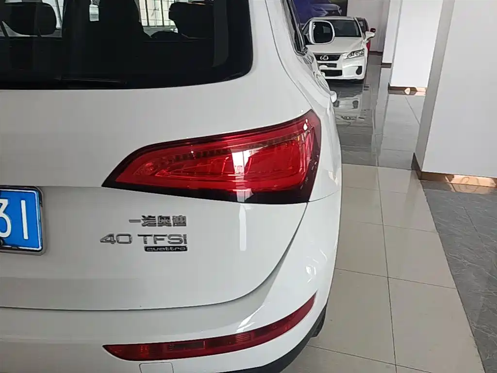 Audi Q5 2015 40 TFSI Technology фото 8