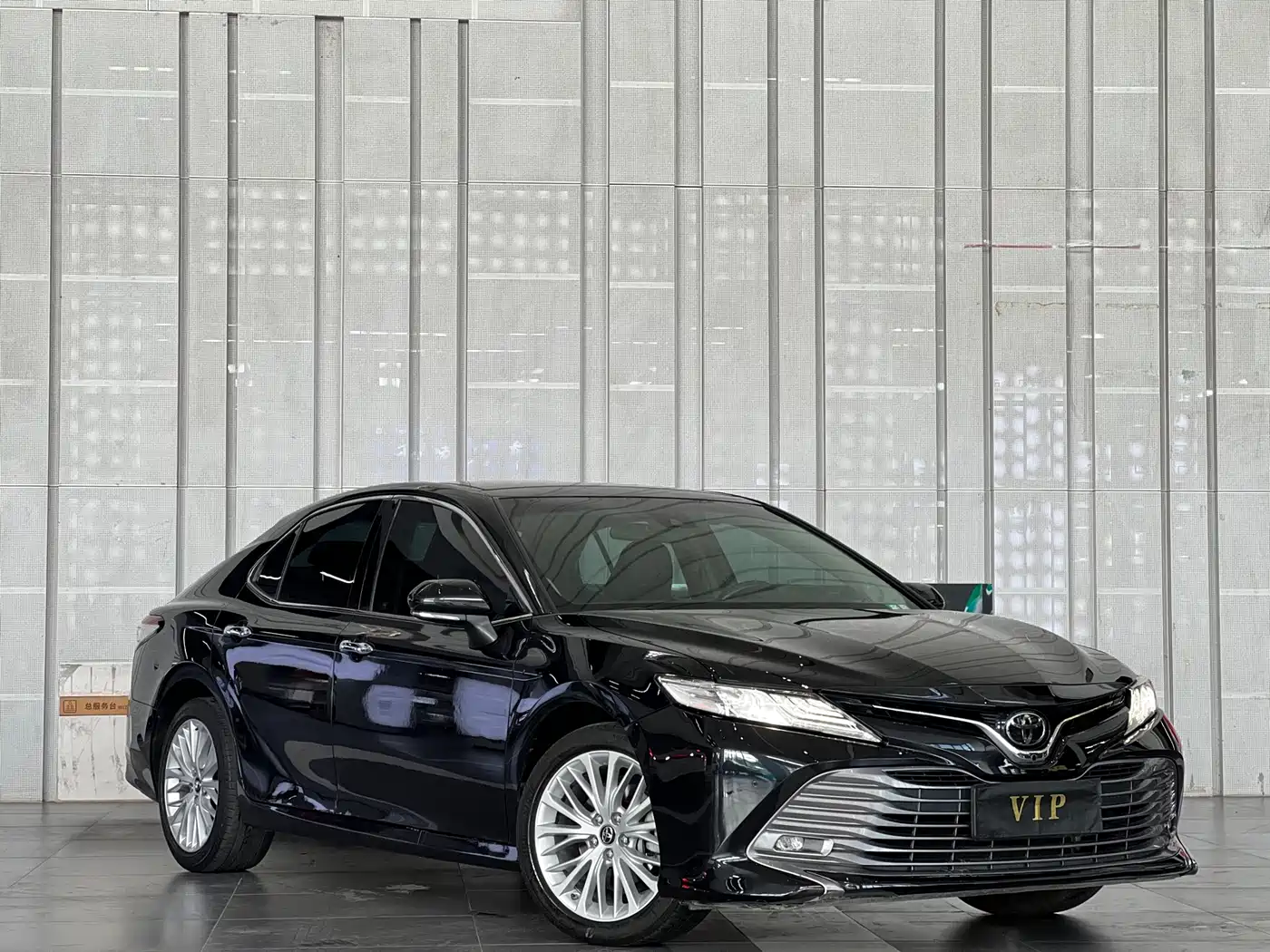 Toyota Camry 2018 2.5G Luxury Edition фото 3