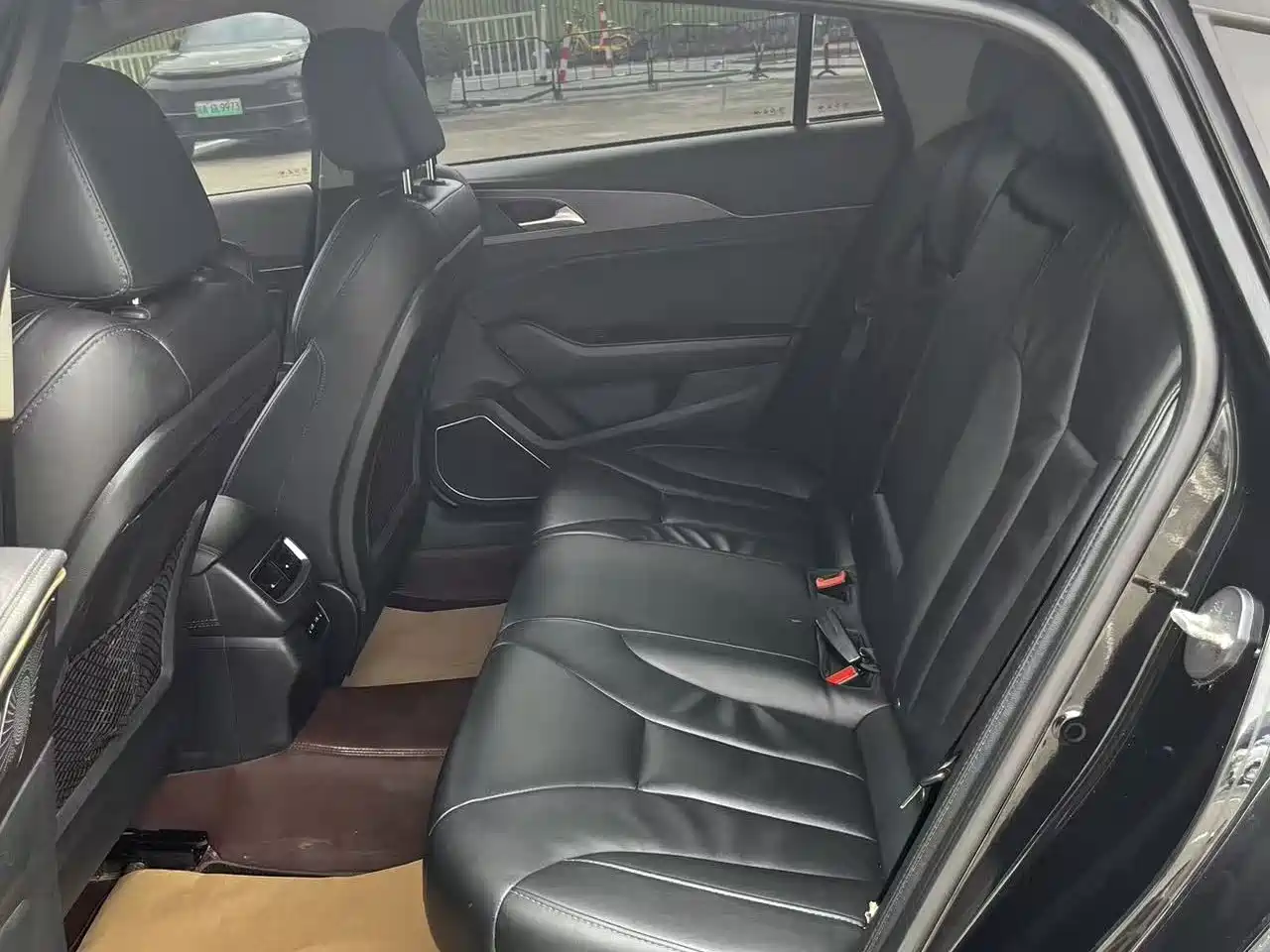 Hongqi H5 2020 1.5T DCT Qiyue Edition фото 5