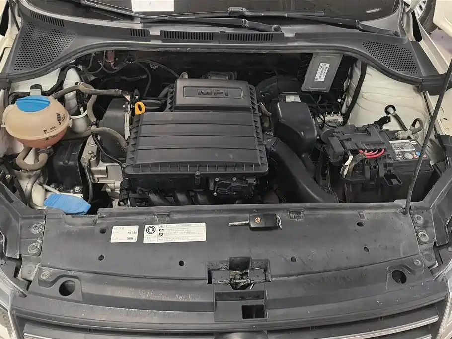 Volkswagen Santana 2016 1.6L Manual Trend Edition фото 10