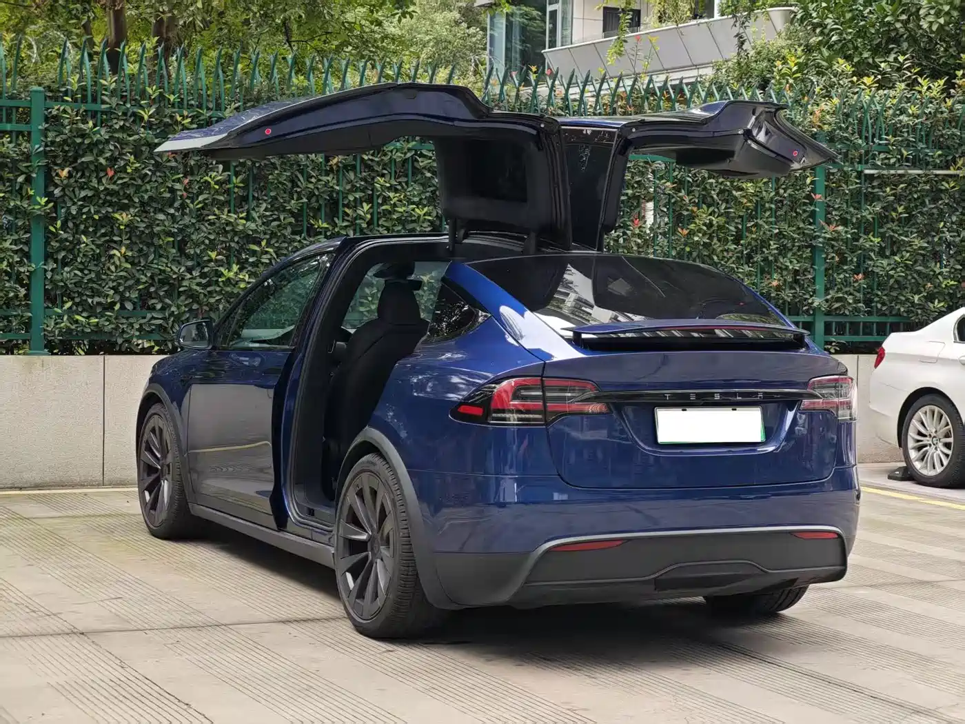 Tesla Model X 2023 2023 Dual Motor All-Wheel Drive Edition