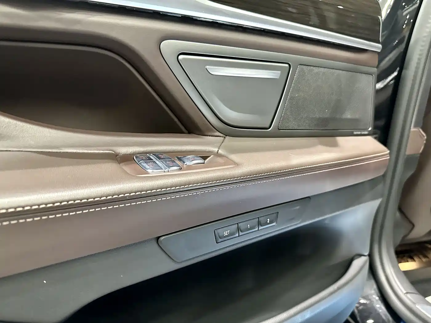 BMW 7 Series 2021 Model 730Li Luxury Package фото 22