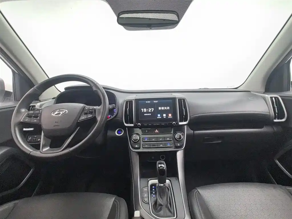 Hyundai Beijing Hyundai ix35 2019 2.0L Automatic 2WD Zhiyong·Enjoy China V фото 5
