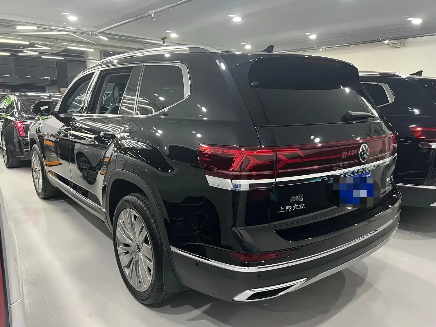 Volkswagen Teramont 2024 380TSI 4WD Dragon Auspicious Edition фото 19