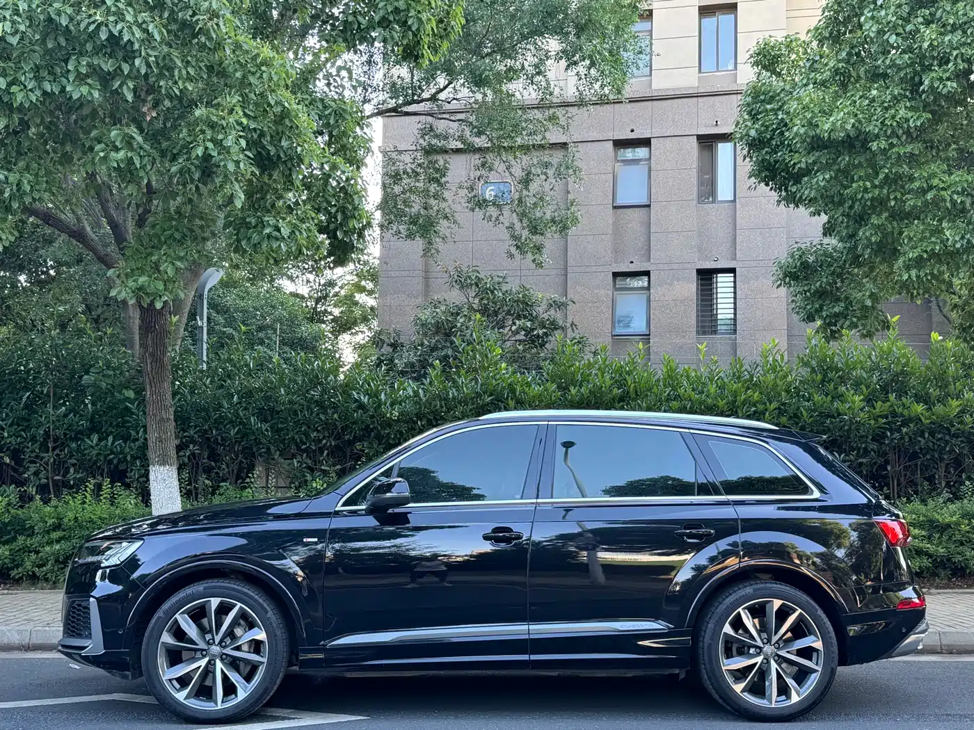 Audi Q7 2020 55 TFSI quattro S line Sport фото 3