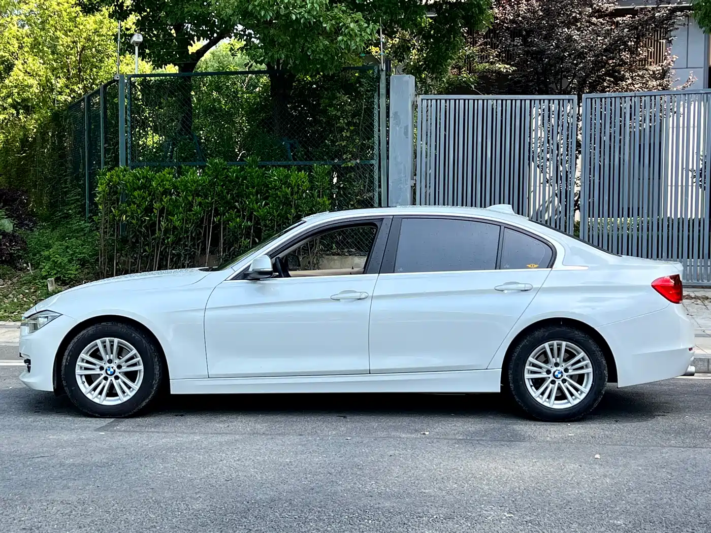 BMW 3 Series 2015 316Li Fashion фото 8