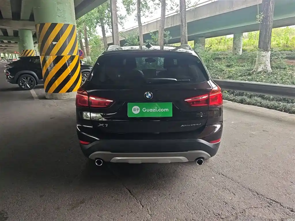 BMW X1 2019 xDrive20Li Premium Model фото 6