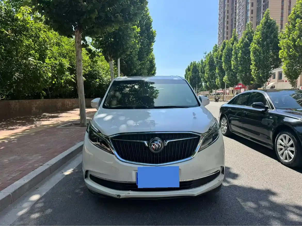 Buick GL8 2018 ES 28T Premium Type China VI фото 2