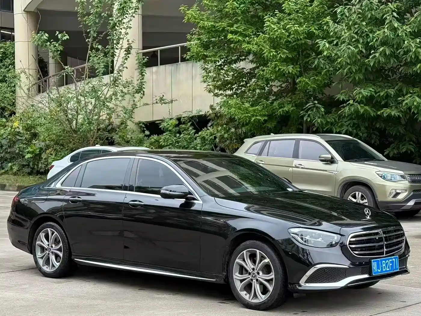 Mercedes-Benz E-Class 2023 E 300 L Sport Luxury фото 2