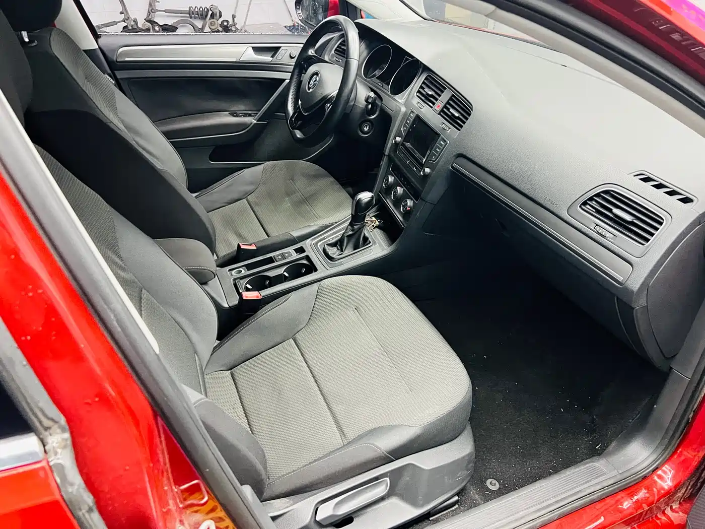 Volkswagen Golf 2016 230TSI Automatic Comfort фото 6