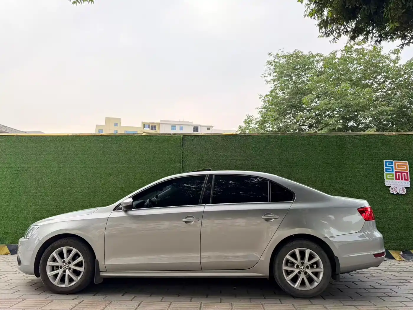 Volkswagen Sagitar 2012 1.4TSI Manual Luxury фото 3