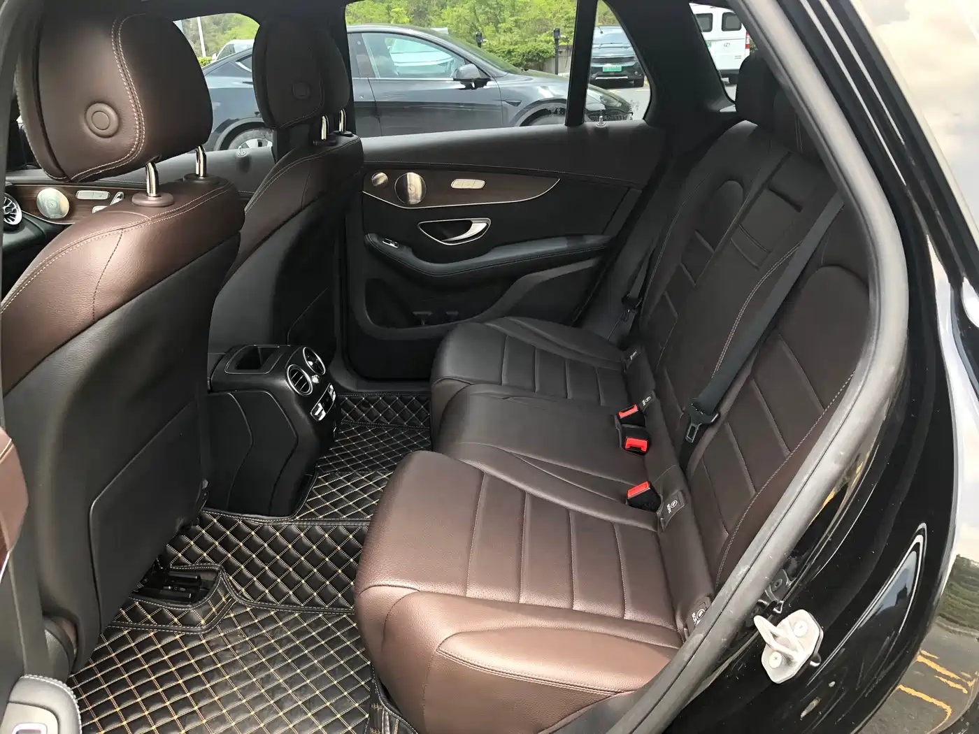 Mercedes-Benz GLC 2021 GLC 300 L 4MATIC Sporty фото 10
