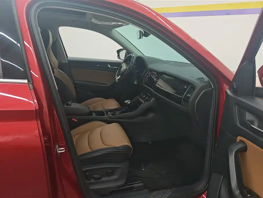 Škoda Kodiaq GT 2019 TSI330 2WD Luxury Edition China VI фото 8