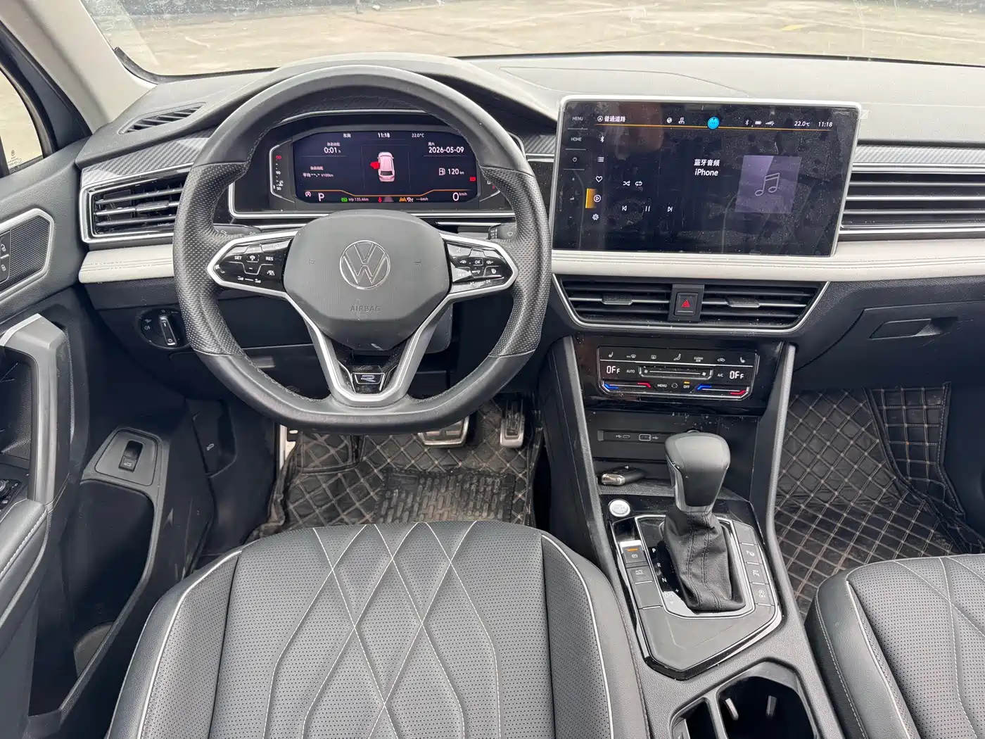 Volkswagen Tiguan L 2023 Facelift 330TSI Auto FWD R-Line Premium фото 13
