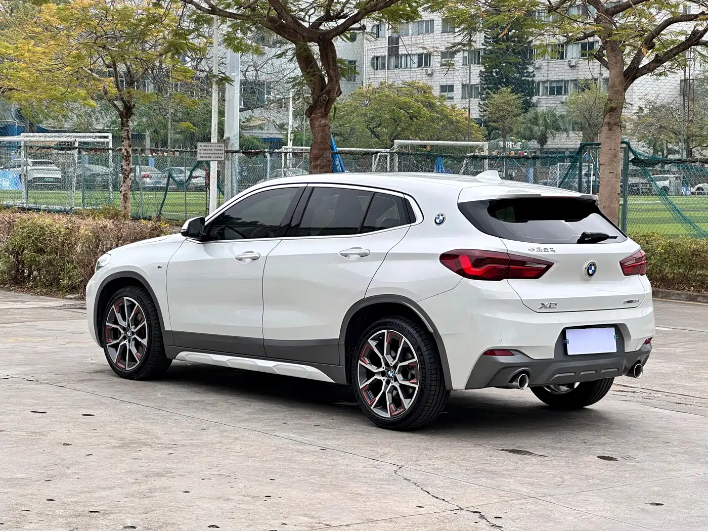 BMW X2 2021 sDrive25i Edge Edition фото 6