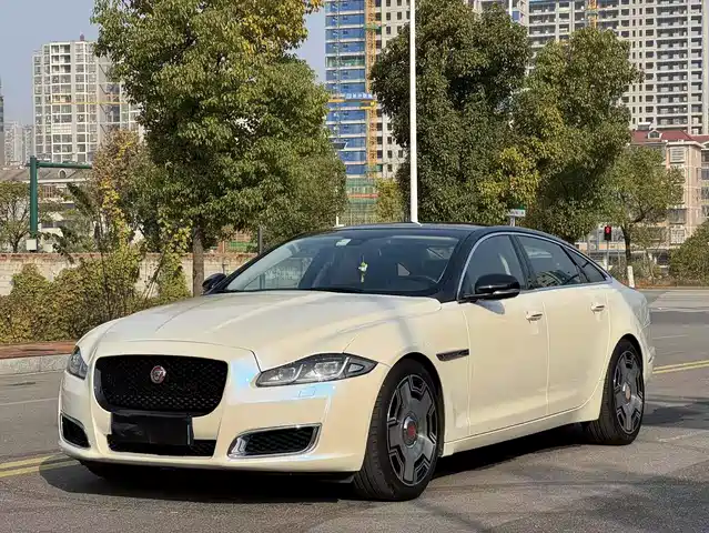 jaguar xj