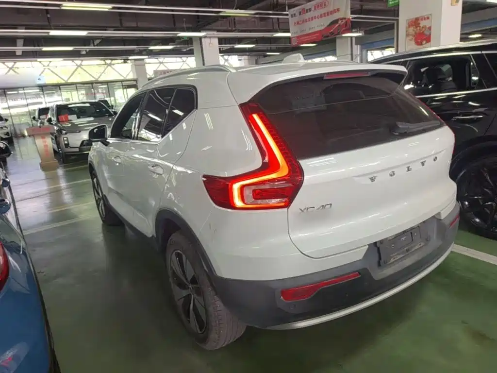 Volvo XC40 2024 2024 B3 Smart Elite Luxury Edition