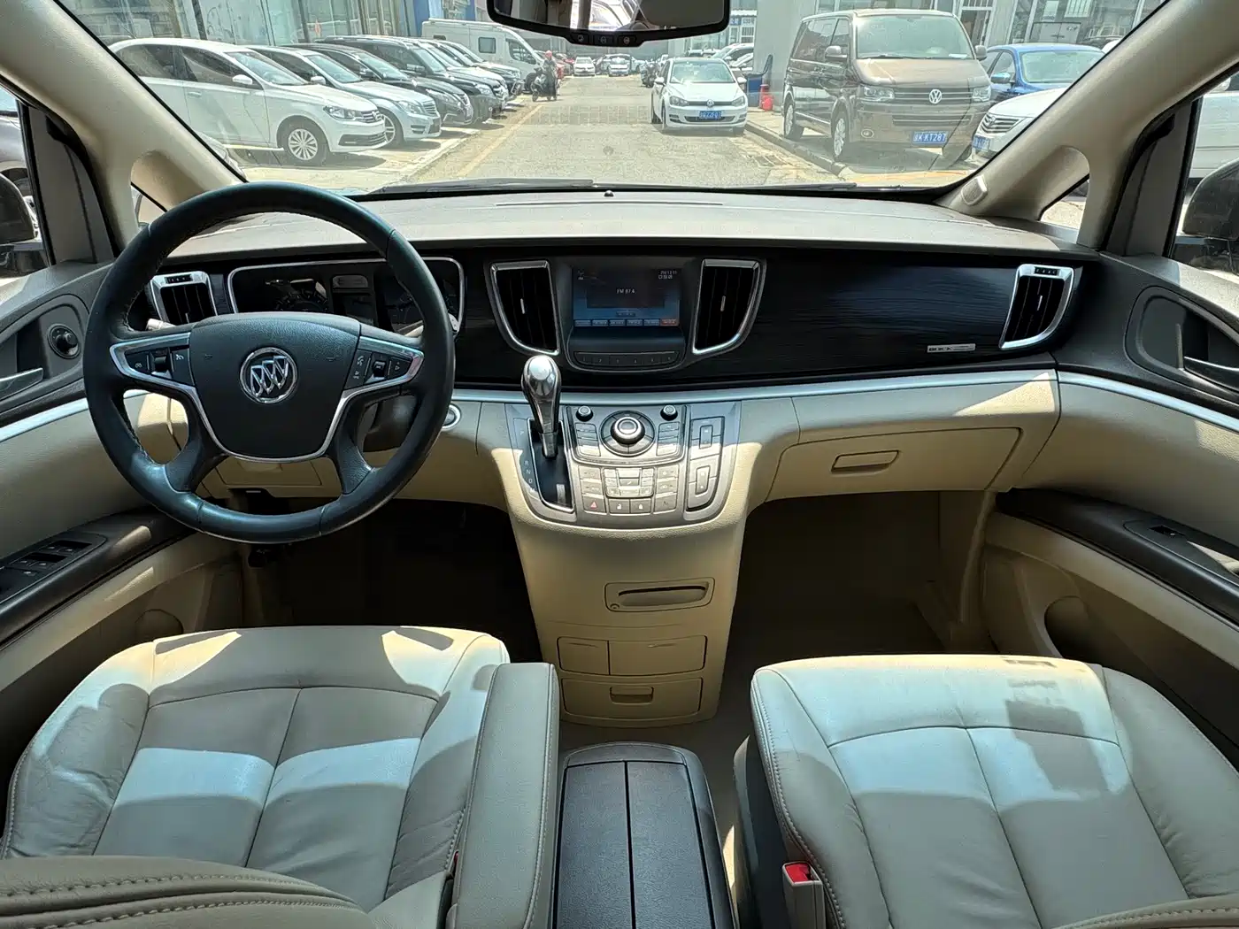 Buick GL8 2013 3.0L GT Luxury Business Elegance Edition фото 9