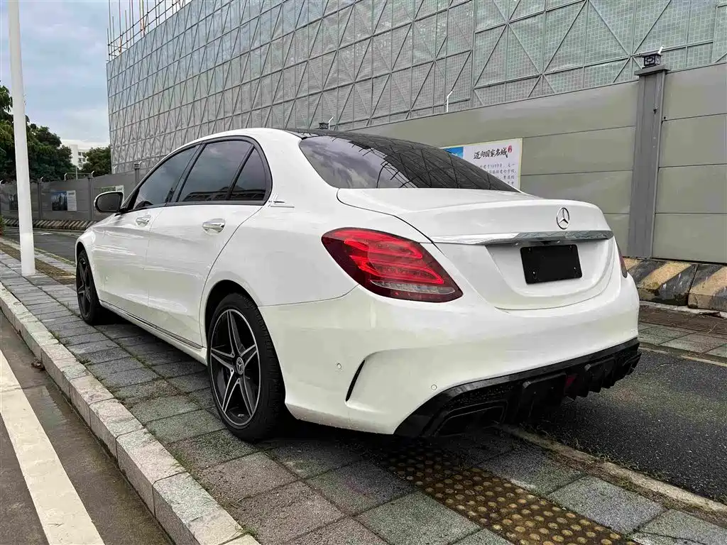 Фото 3 - Mercedes-Benz C-Class