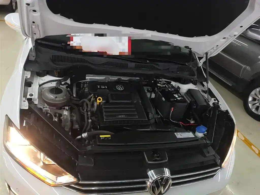 Volkswagen Golf Sportsvan 2018 230TSI Automatic Progressive фото 20