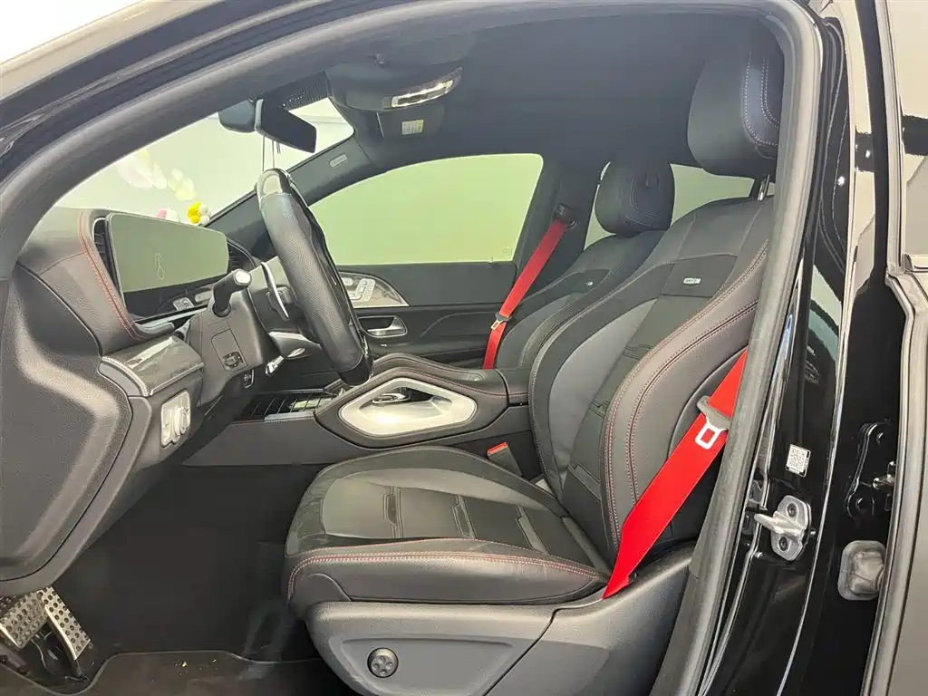 Mercedes-Benz GLE Coupe AMG 2023 AMG GLE 53 4MATIC+ Coupe SUV фото 6