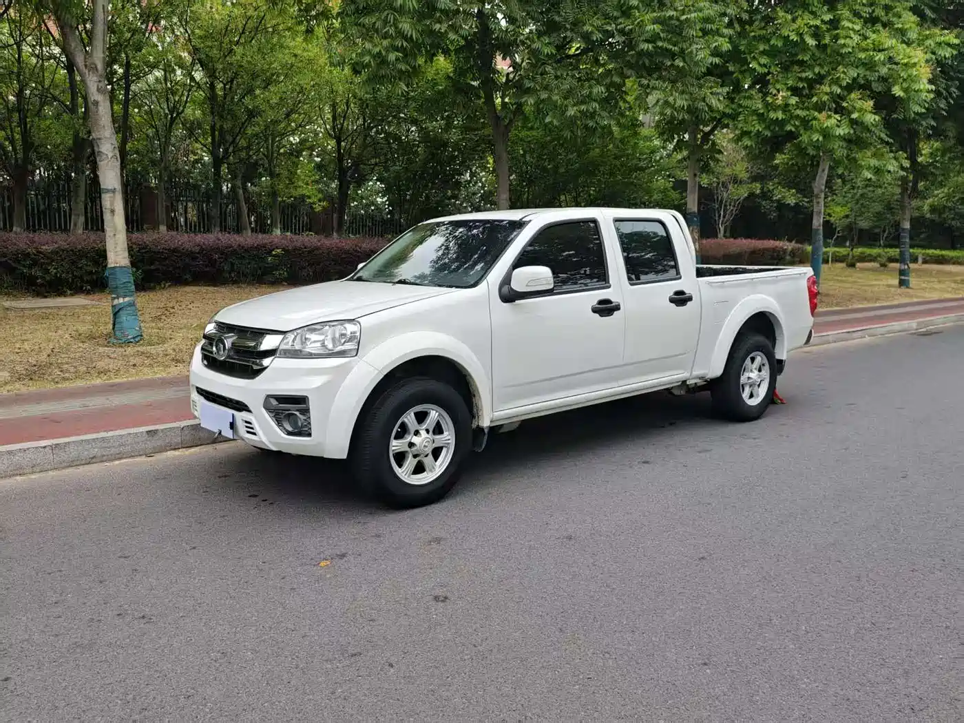 Great Wall Fengjun 5 2021 Model 2.4L Gasoline 4WD Progressive Large Double Cab China VI 4K22D4M