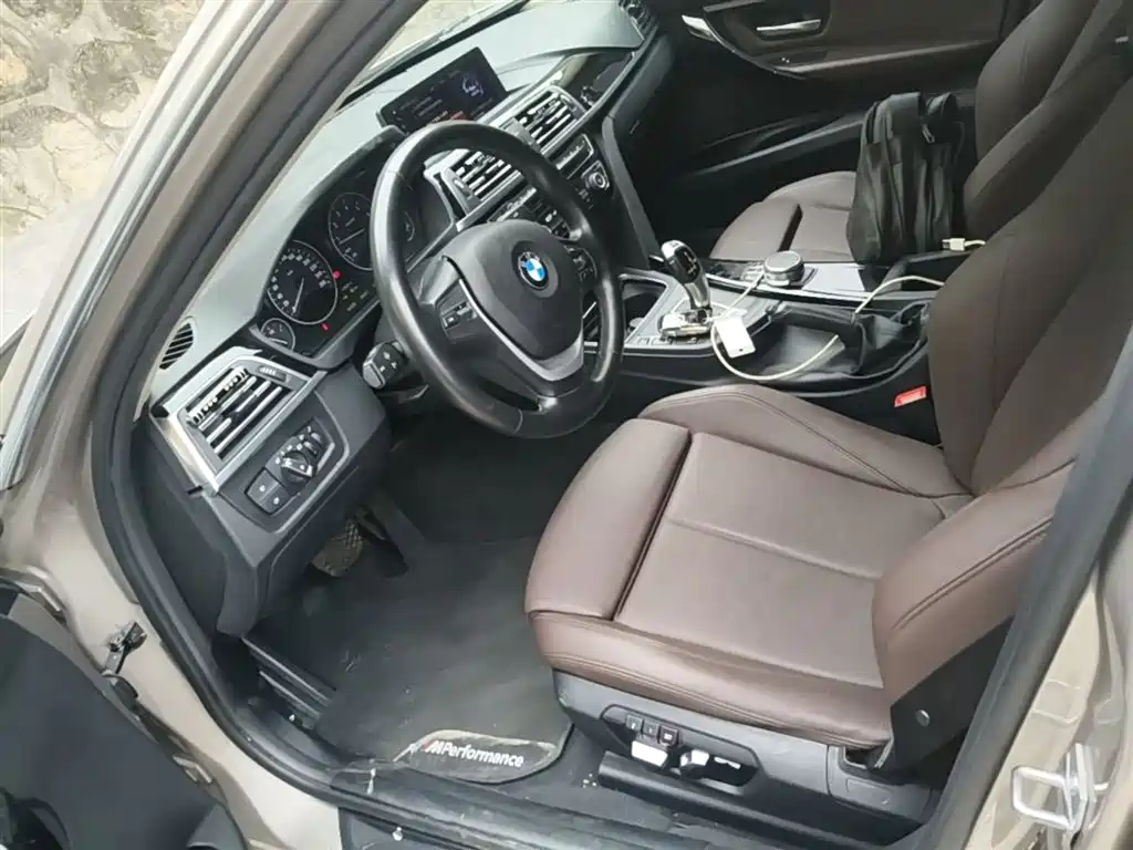 BMW 3 Series 2019 320Li Fashion Type фото 15
