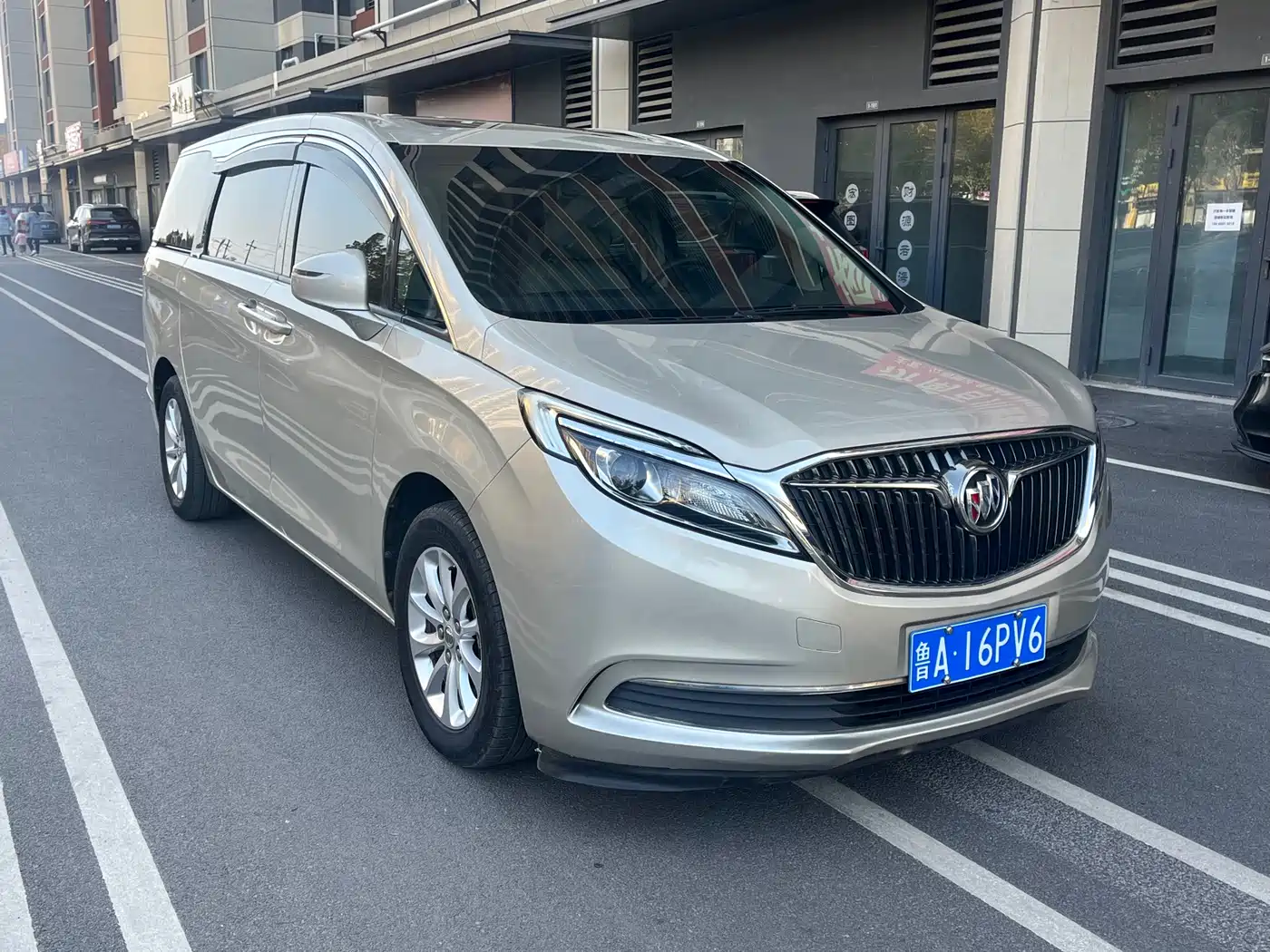 Buick GL8 2018 ES 28T Comfort Type China VI фото 3
