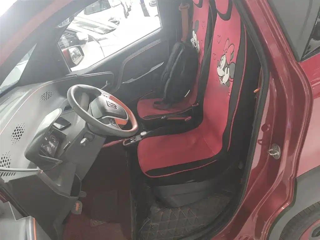 BAOJUN E100