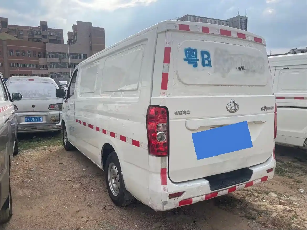 CHANGAN CHANGAN RUIXING EM80