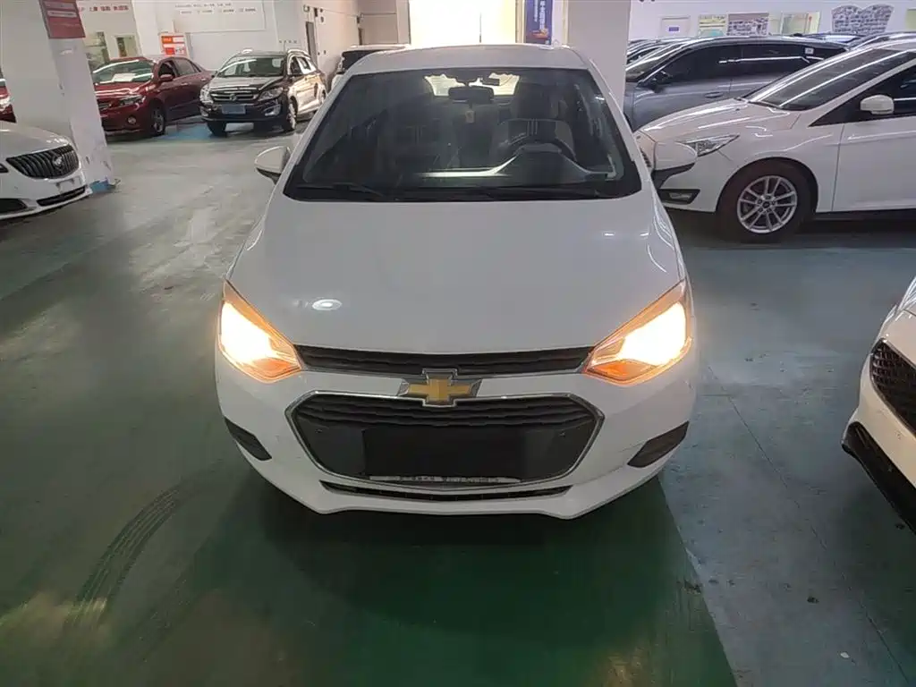 Chevrolet Lova RV 2016 1.5L Automatic Easy-Ride фото 3