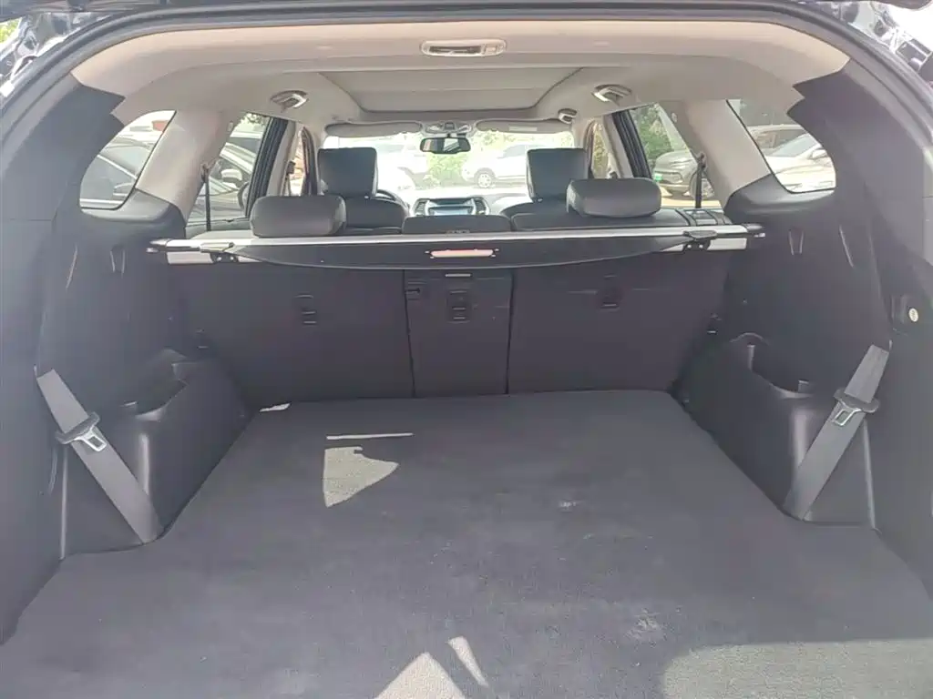 Hyundai Grand Santa Fe 2013 3.0L 7-Seater 4WD Luxury Edition фото 19