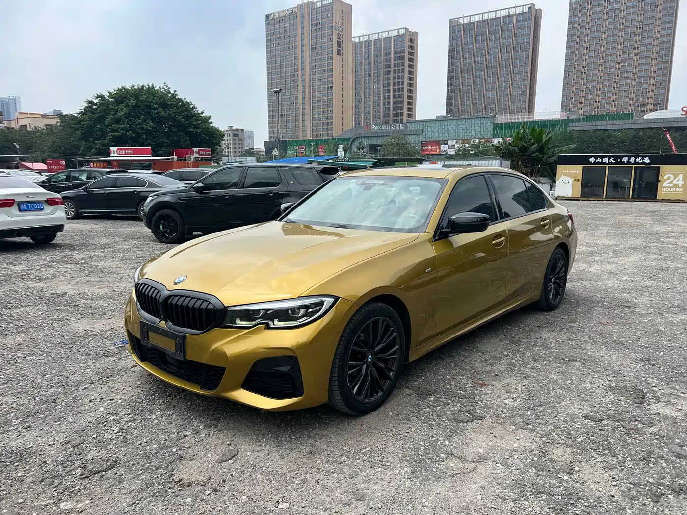 BMW 3 Series 2020 325Li M Sport Black Night Package фото 2