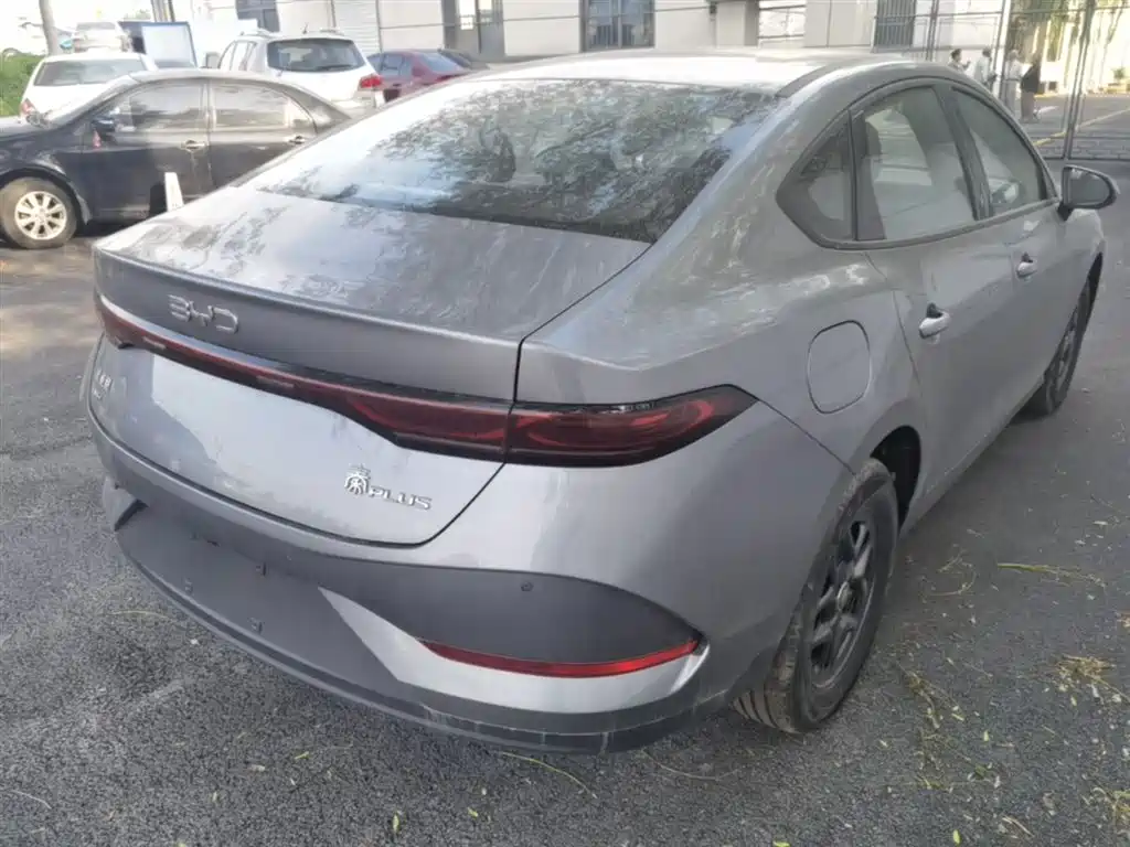BYD Qin PLUS 2026 DM-i Smart Edition 128KM Progressive фото 7