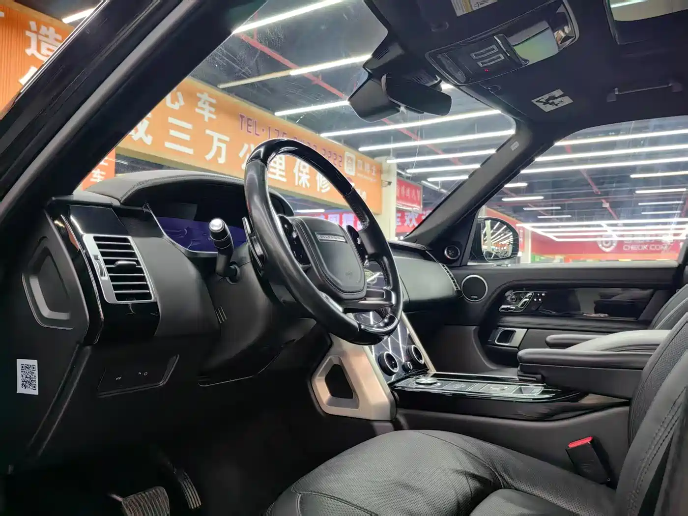 Land Rover Range Rover 2018 3.0 SC V6 Vogue Heritage Edition фото 6